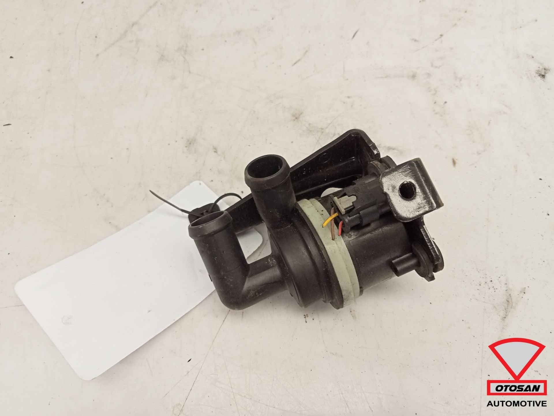VW Audi Seat Skoda VAG Extra Waterpomp 5N0985561A