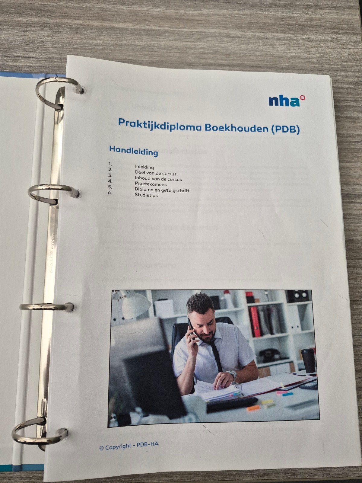 Praktijkdiploma Boekhouden (PDB) & Basiskennis Boekhouden en, Boeken, Ophalen of Verzenden, Gelezen, MBO, NHA