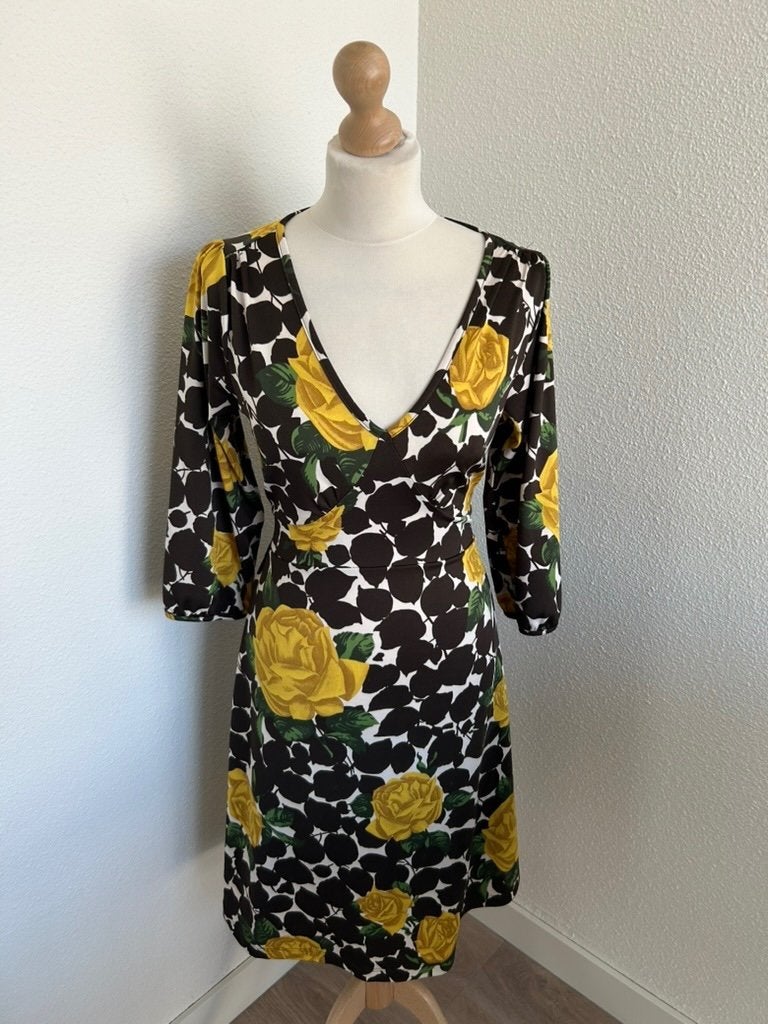 King Louie maat M bruin geel rozen jurkje 1770, Kleding | Dames, Maat 38/40 (M), Bruin, Ophalen of Verzenden, Zo goed als nieuw