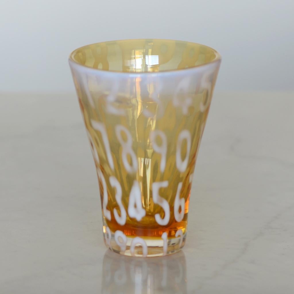 ✅ Kleine vaas glas met cijfers in overlay retro ca. 1970, Ophalen of Verzenden