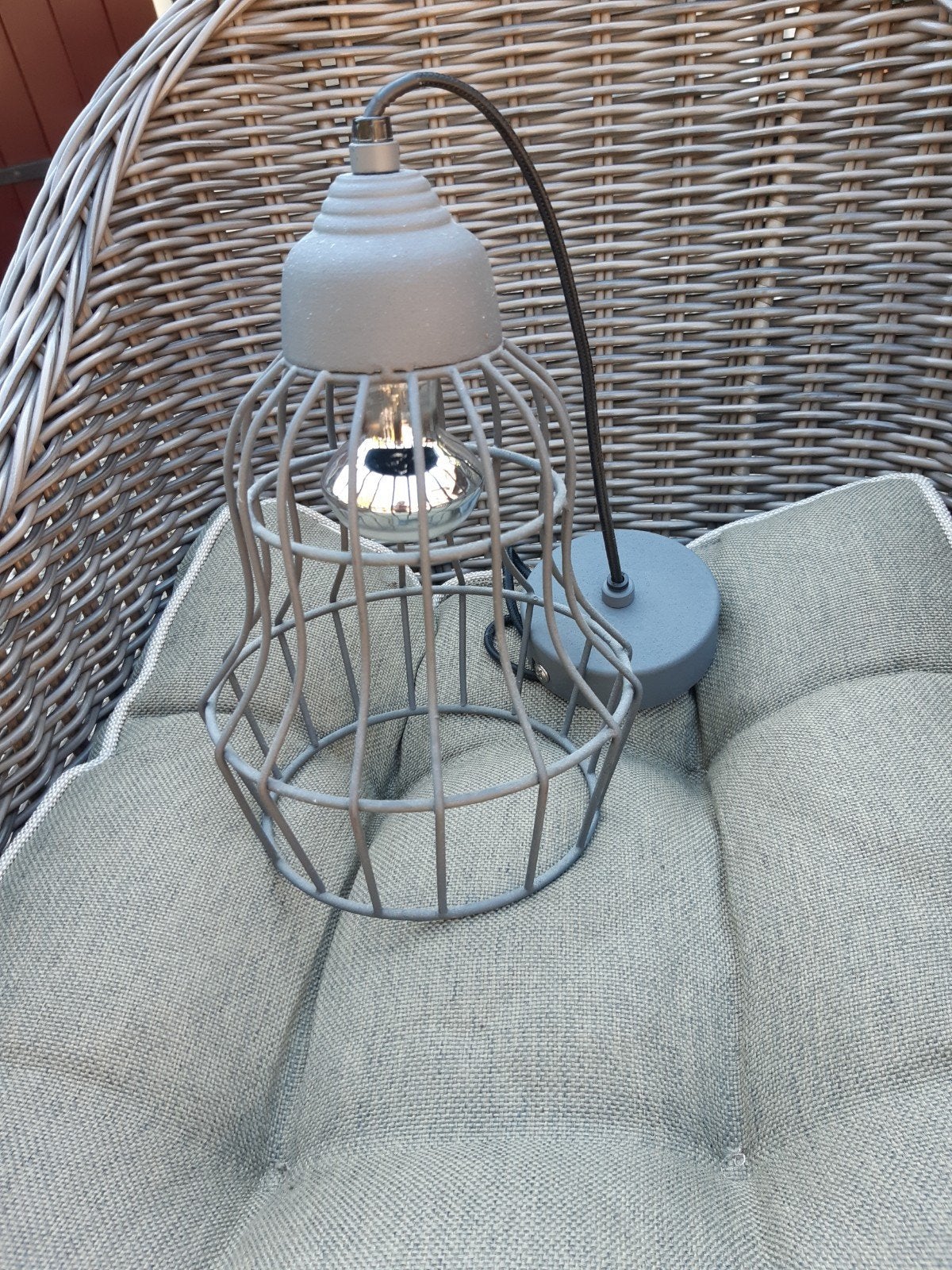 Hanglamp grijs, Huis en Inrichting, Ophalen of Verzenden, Zo goed als nieuw, Metaal, E27 (groot)