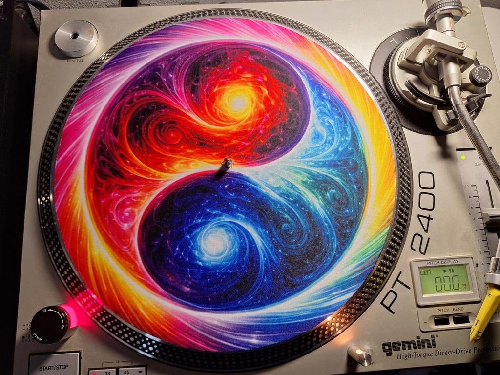 Kleurrijke Yin Yang Slipmat voor Platenspeler, Audio, Tv en Foto, Platenspelers, Ophalen of Verzenden, Nieuw, Platenspeler-onderdeel