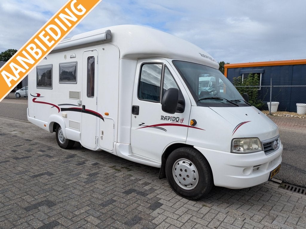 Rapido 765F/ nu alle campers in prijs verlaagd!, Caravans en Kamperen, Luifel, Ringverwarming, Fiat, Treinzit