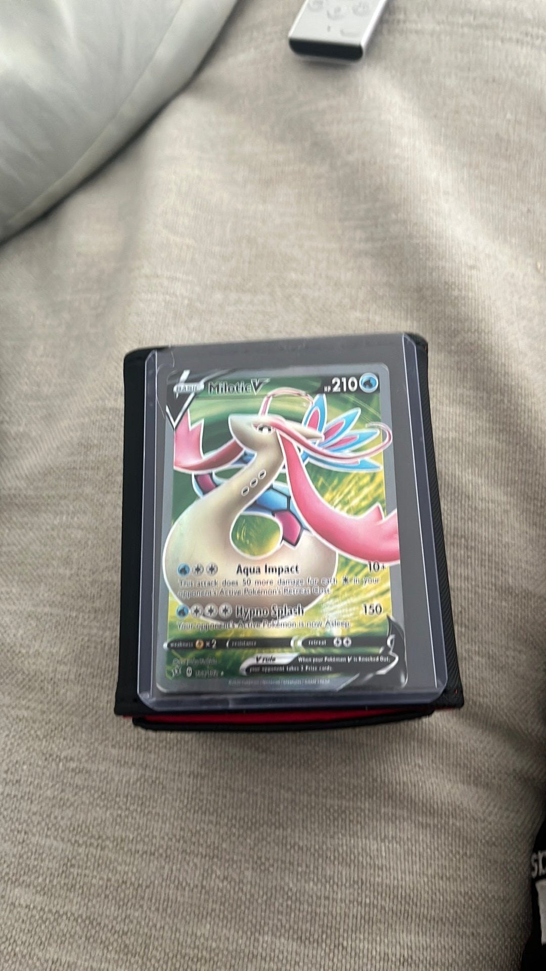 Molitic pokemonkaart, Ophalen of Verzenden, Zo goed als nieuw