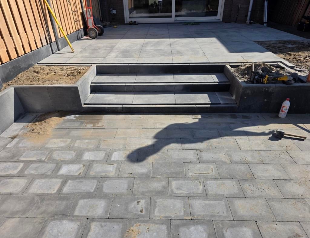 Stratenmaker aangeboden, Diensten en Vakmensen, Tuinmannen en Stratenmakers