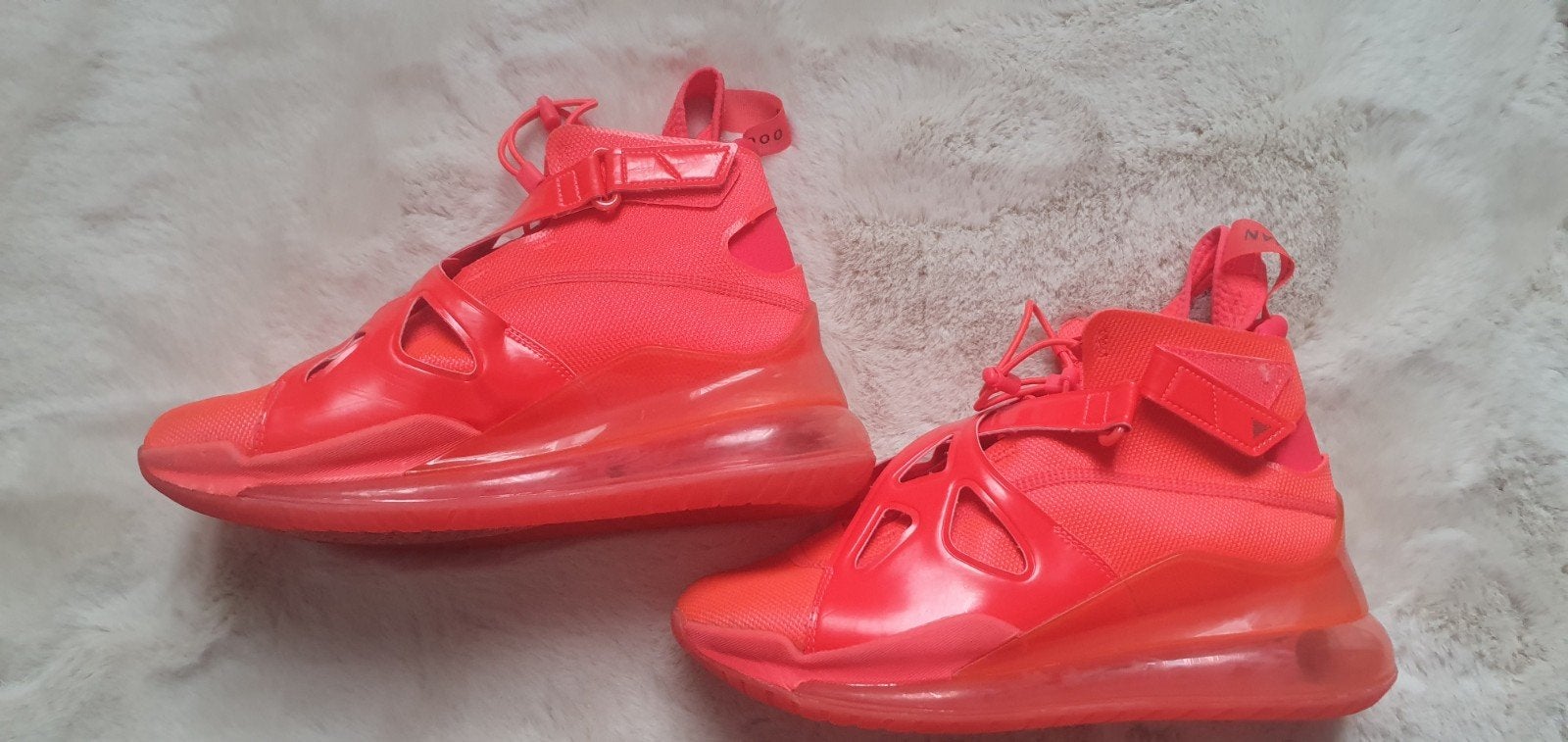 Nike Air Jordan Latitude 720 maat 40.5, ZGAN, UNIEK!!!, Ophalen of Verzenden, Zo goed als nieuw, Schoenen