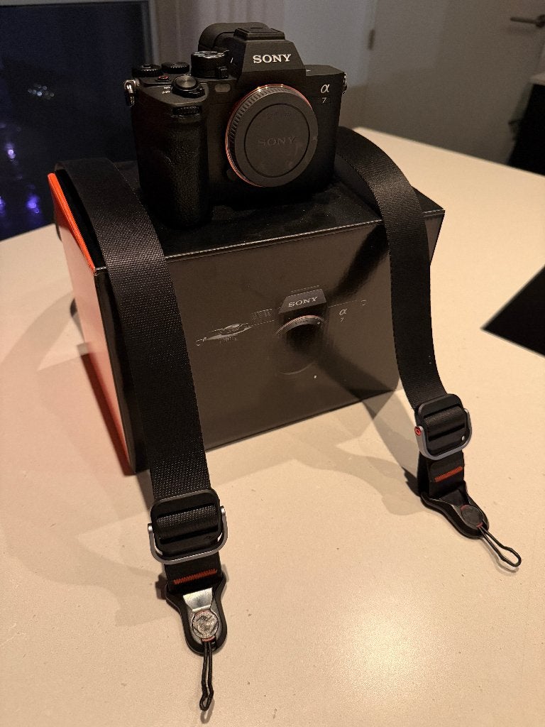 Sony Alpha 7 (A7IV) Full-Frame Systeemcamera, Ophalen, 33 megapixels, Zo goed als nieuw, Accu