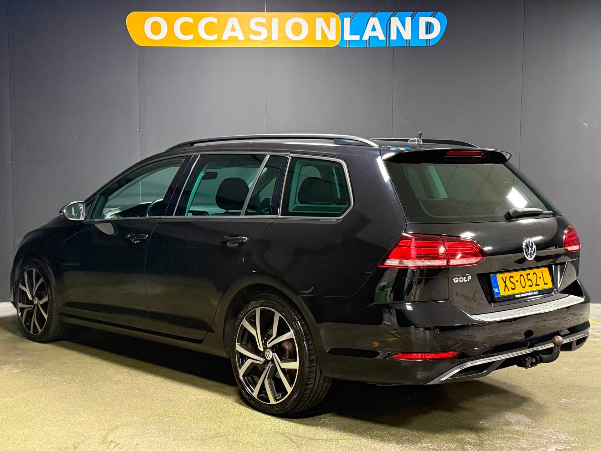 Volkswagen Golf Variant 1.4 TSI Comfortline Business|TREKHAA, Gebruikt, 4 cilinders, Zwart, 19 km/l