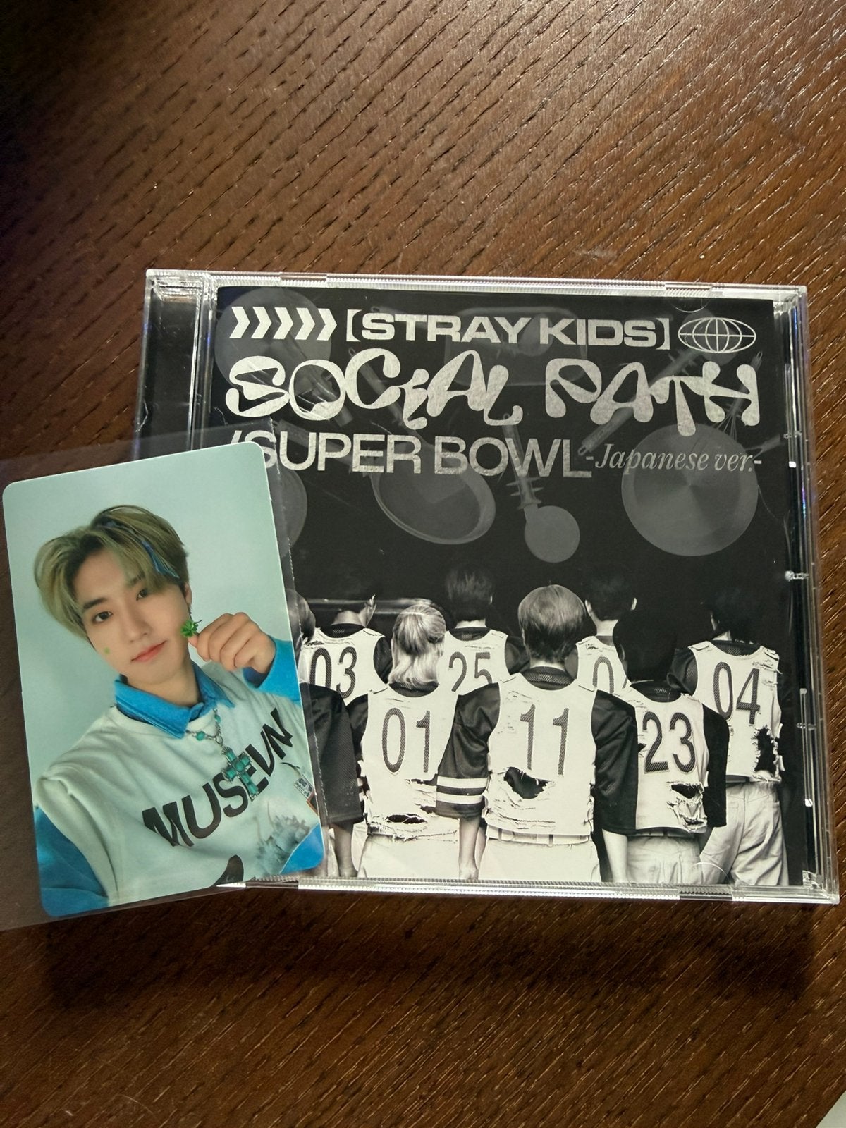 Stray Kids album Social Path met Han photocard CD is nieuw!, Overige genres, Inclusief doosje, Ophalen of Verzenden, Zo goed als nieuw