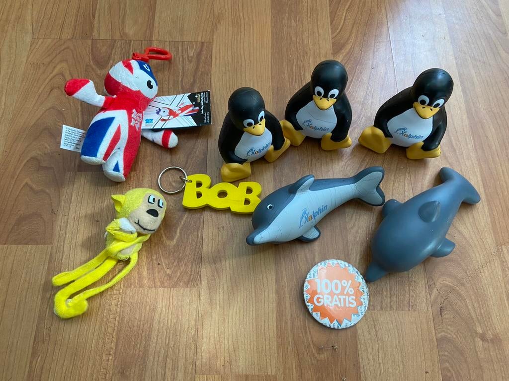 Dolfijn pinguïn stressbal Bob sleutelhanger, Verzamelen, Sleutelhangers, Ophalen of Verzenden, Zo goed als nieuw