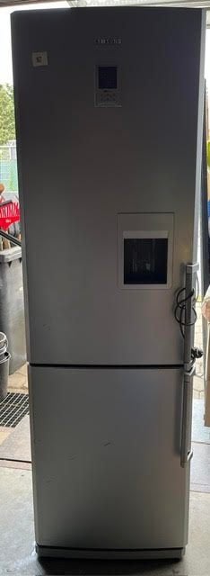 Samsung Koel-vriescombinatie met Waterdispenser, Ophalen, Gebruikt, 200 liter of meer, 60 cm of meer