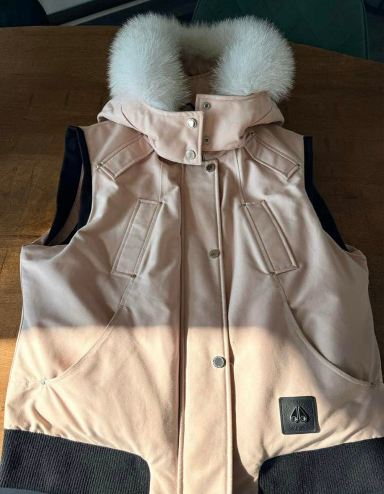 Moose Knuckles bodywarmer met bontkraag, Kleding | Dames, Bodywarmers, Overige kleuren, Maat 42/44 (L), Ophalen of Verzenden, Zo goed als nieuw