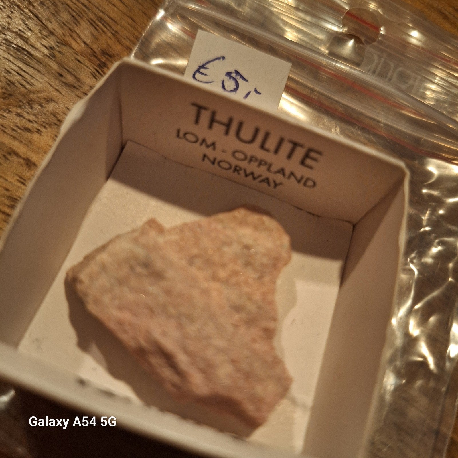 Thuliet Mineraal uit Lom-Oppland, Noorwegen, Ophalen of Verzenden, Mineraal