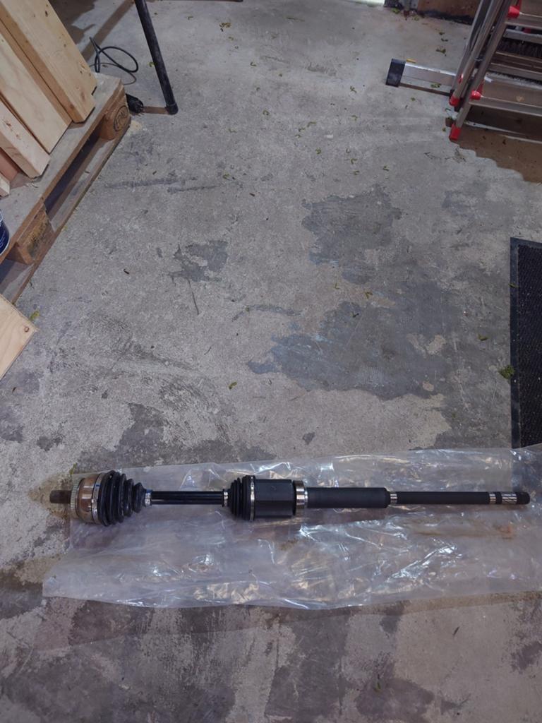 Aandrijfas rechts handgeschakeld Volvo XC70 (2001-2007), Ophalen of Verzenden