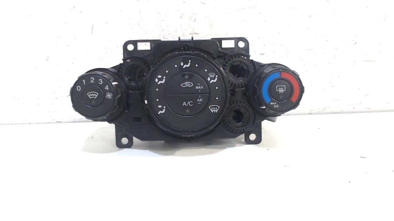 Bedieningspaneel kachel Ford Fiesta, Auto-onderdelen, Dashboard en Schakelaars, Onderdelen@venauto.nl, Van der Ven Autorecycling B.V.