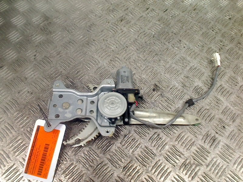 Raammechaniek Elek Rechts Achter + MOTOR Prius (NHW11L) 2002, Gebruikt, Kundenbetreuung@toyota.de, Toyota-Allee 2, Köln 50858, , Duitsland
