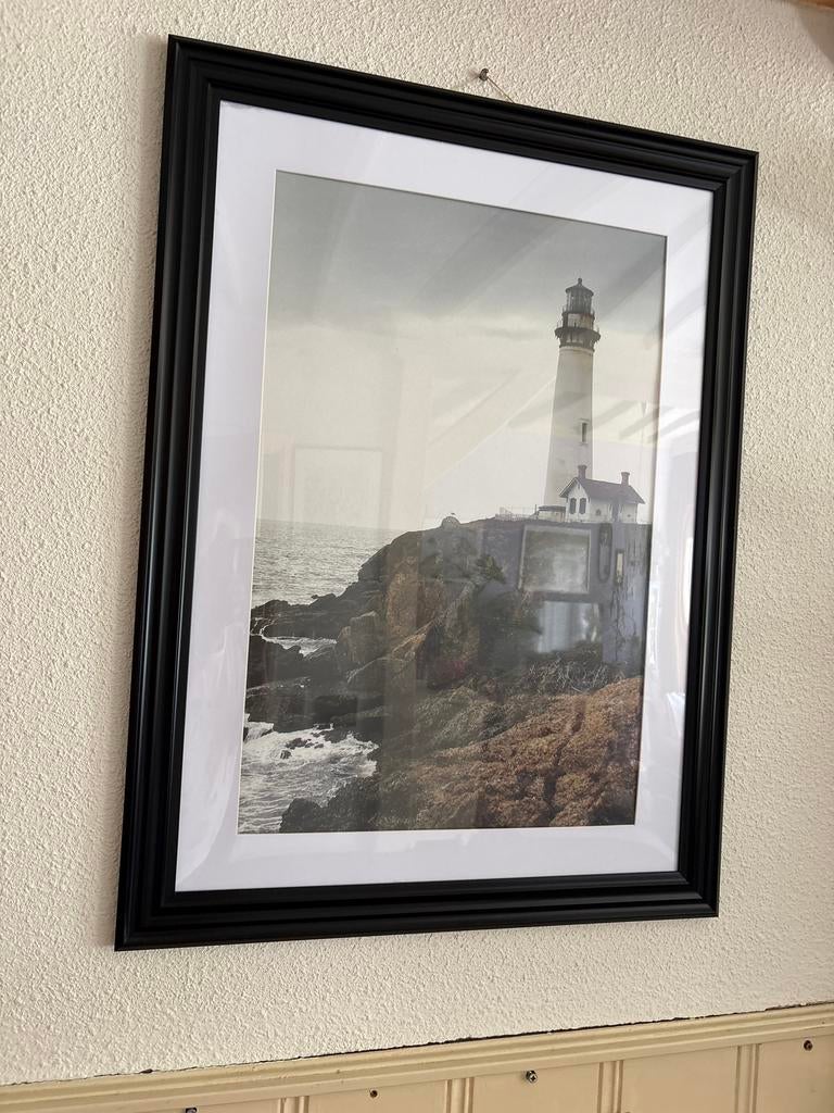 Ingelijste vuurtoren foto - sfeervolle wanddecoratie, Verzenden, Zo goed als nieuw, Foto of Poster, 50 tot 75 cm