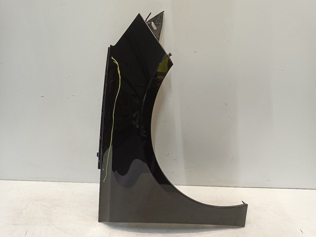 Spatbord rechts voor Peugeot 308, Onderdelen@venauto.nl, Van der Ven Autorecycling B.V., Gebruikt, Ettenseweg 76, 4706 PB Roosendaal, The Netherlands