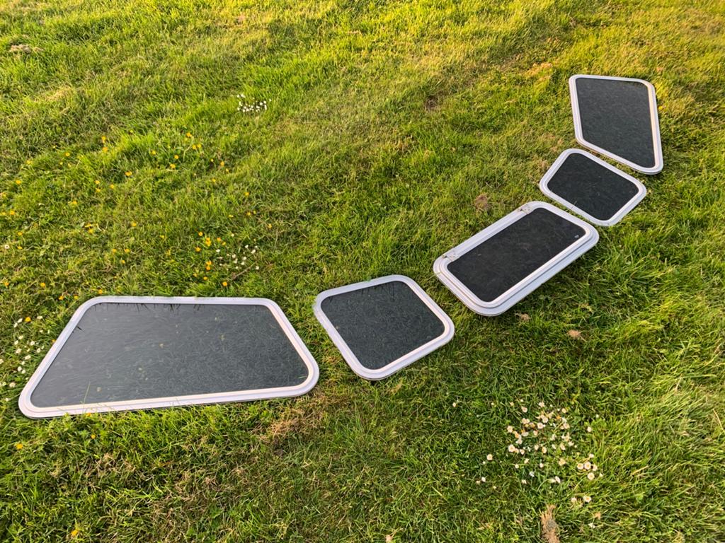 Set aluminium Vetus ramen van doghouse / vaste sprayhood, Watersport en Boten, Ophalen, Gebruikt, Overige typen