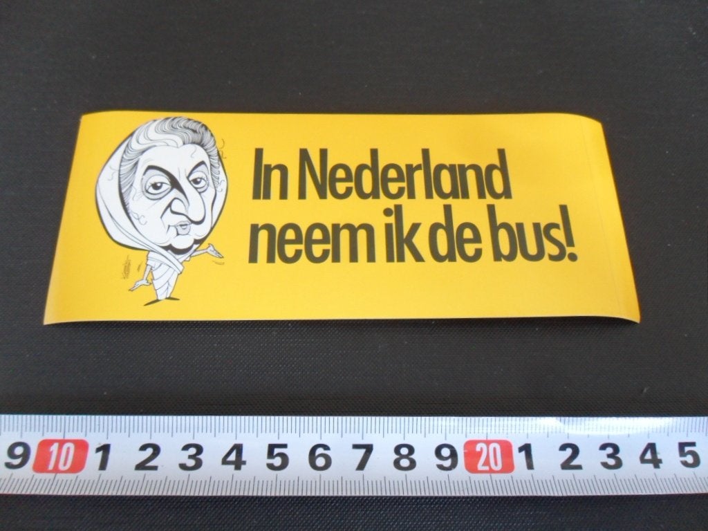 sticker in nederland neem ik de bus indira gandhi *, Ophalen, Zo goed als nieuw
