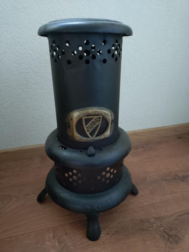 Valor junior No.56R kacheltje petroleum bijna antiek, Ophalen, Gebruikt, Overige brandstoffen, Petroleumkachel
