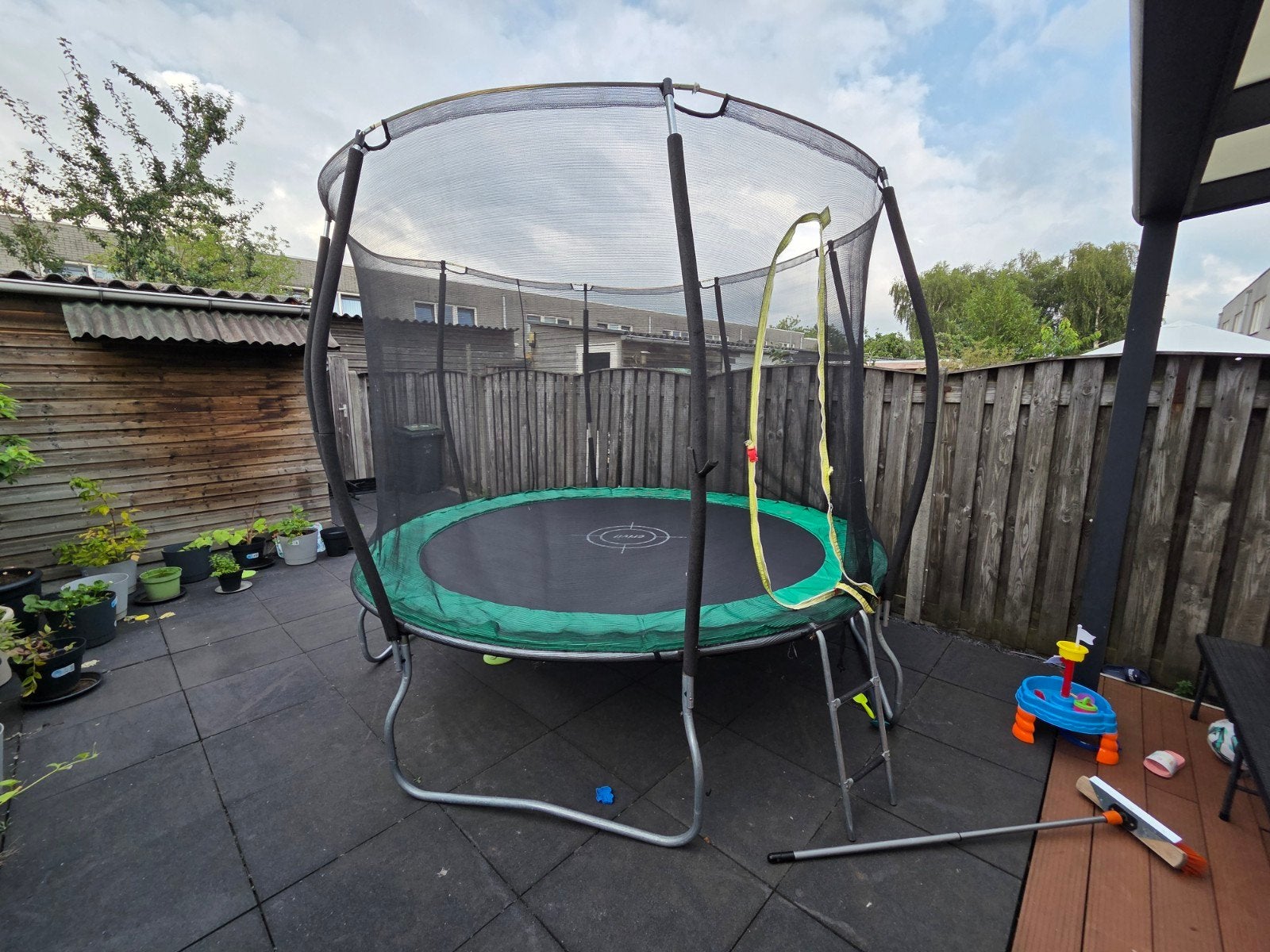 Crivit Trampoline met Veiligheidsnet Ø 305 cm, Kinderen en Baby's, Speelgoed | Buiten | Trampolines, Ophalen, Gebruikt