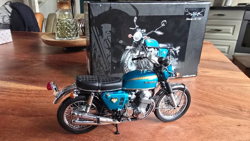 Minichamps CB750K 1:12, Hobby en Vrije tijd, Modelauto's | 1:5 tot 1:12, Ophalen of Verzenden, Gebruikt, 1:9 t/m 1:12, Motor