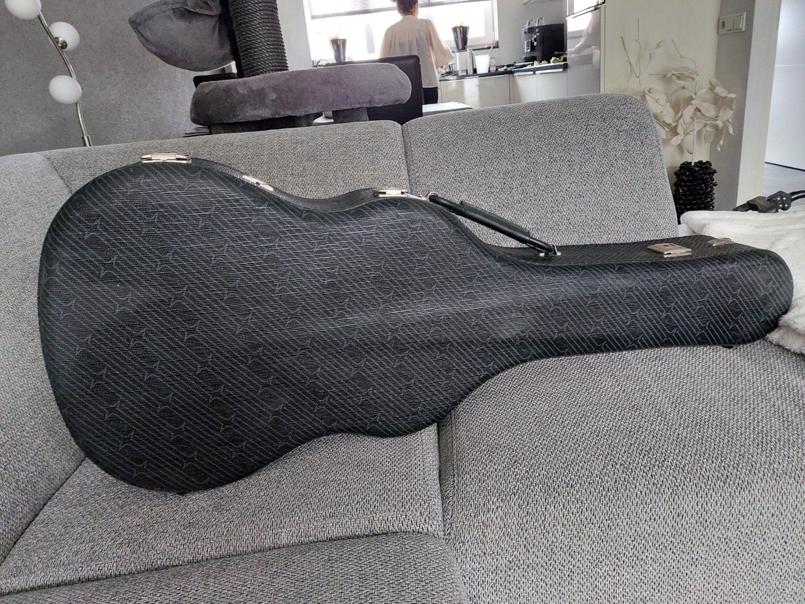 Alhambra Mod. Iberia Klassieke Gitaar met Koffer, snaren, Muziek en Instrumenten, Ophalen, Gebruikt, Klassieke of Spaanse gitaar