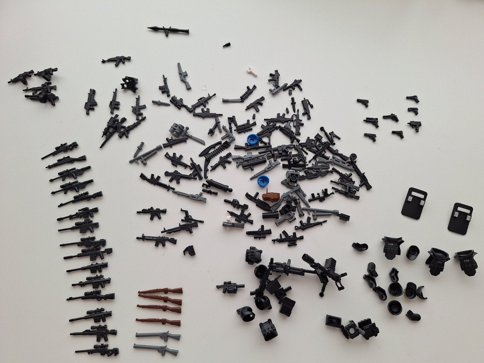 Nep Lego compatible Leger Wapens en EOD armor., Ophalen of Verzenden, Zo goed als nieuw