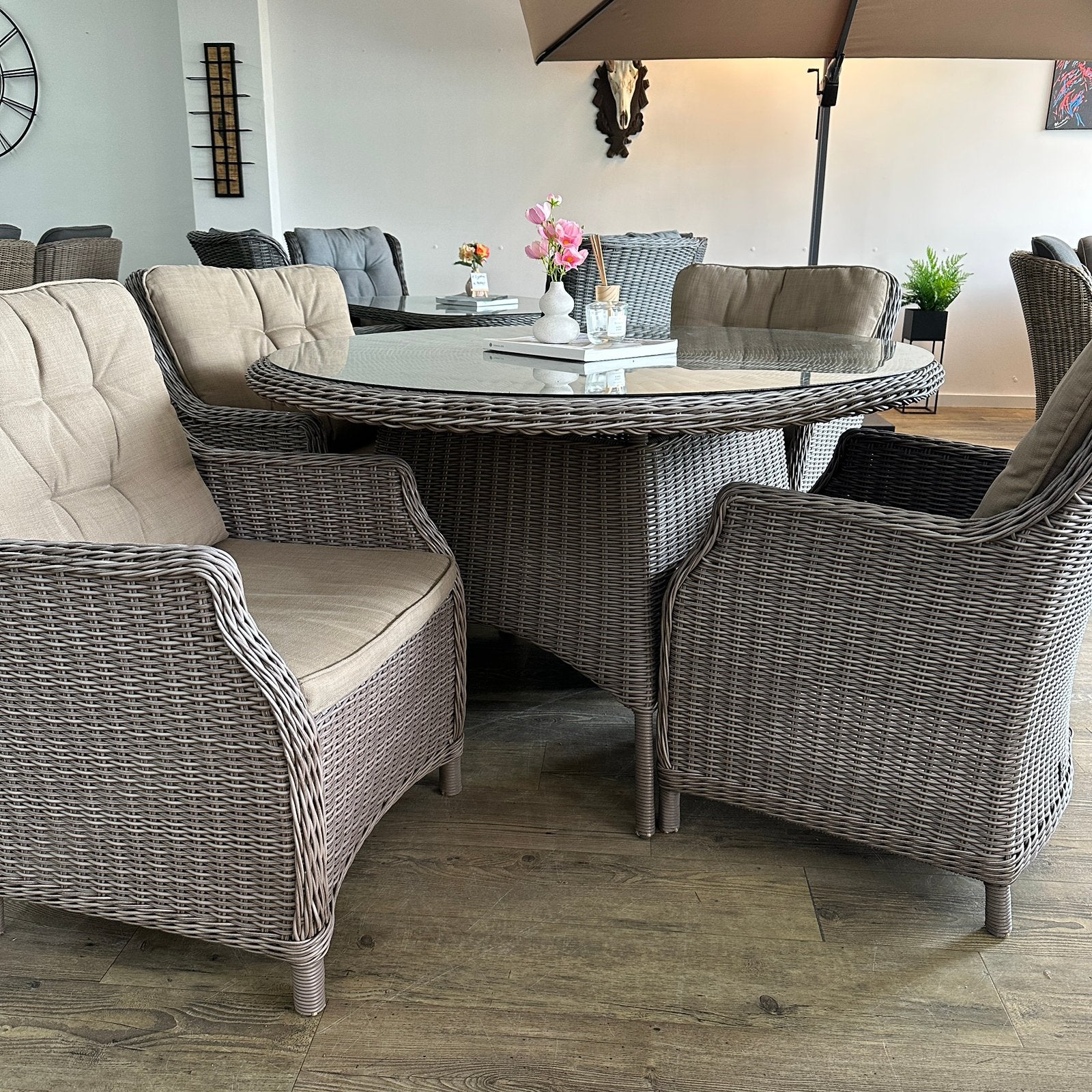 Ronde Wicker Tuinset Ø130 cm – 4 Comfortabele Stoelen, Tuin en Terras, Gebruikt, Verzenden, ., .
