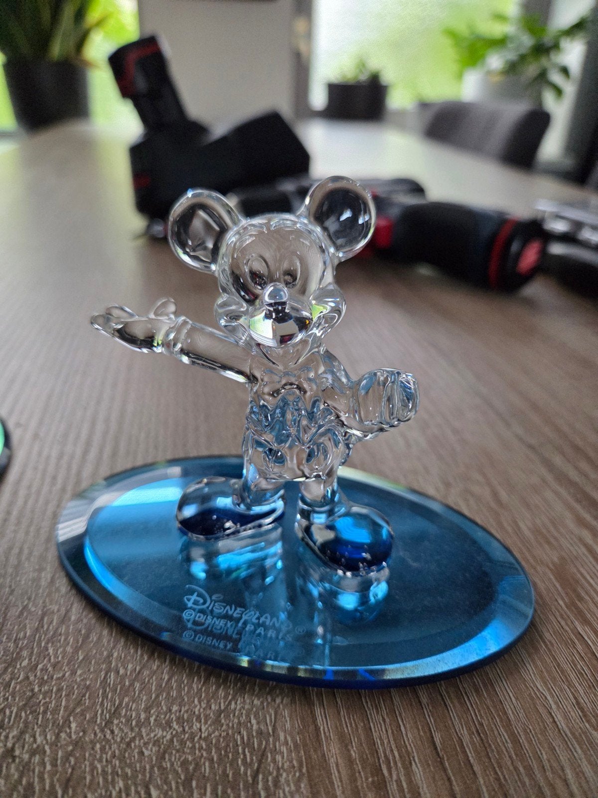 Disney Mickey Mouse Beeldje Disneyland Parijs Glas, Verzamelen, Ophalen of Verzenden, Mickey Mouse, Zo goed als nieuw, Beeldje of Figuurtje