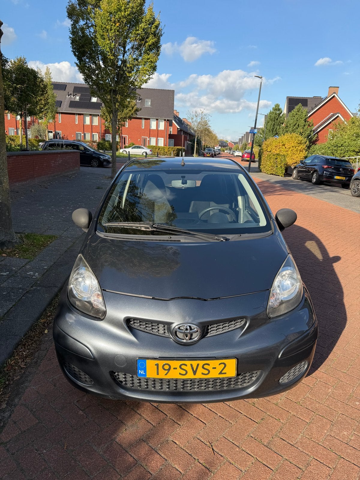 Toyota Aygo 1.0 VVT-i | CarPlay | 2e Eigenaar | Boekjes, Voorwielaandrijving, 4 stoelen, 68 pk, Origineel Nederlands