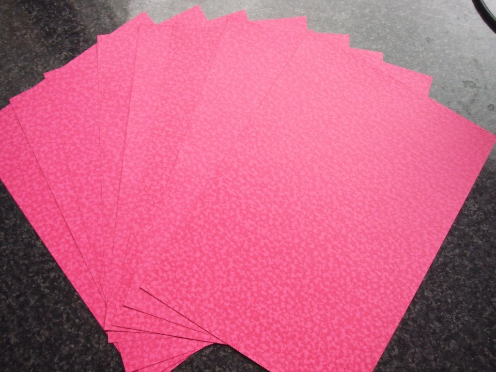 8 relief karton vellen A4 rose gemarmerd, Ophalen of Verzenden, Nieuw, Overige thema's, Blanco kaart of Basiskaart