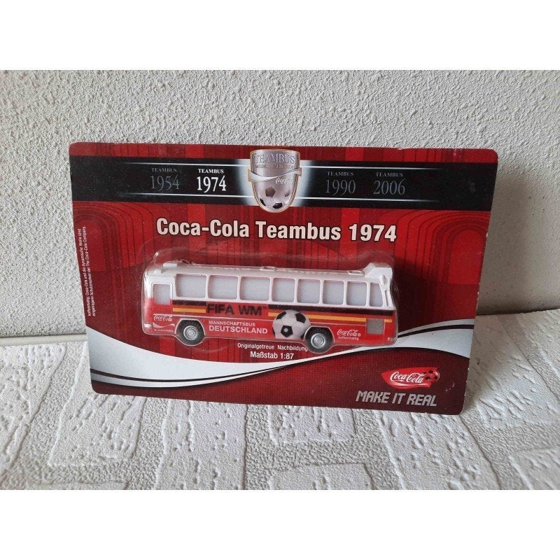 Coca-Cola FIFA Wereldkampioenschap 1974 Teambus 1:87, Ophalen of Verzenden, Nieuw, Gebruiksvoorwerp