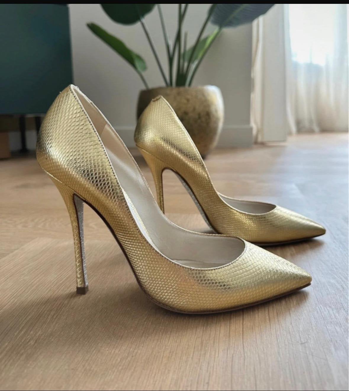 Metallic gouden René Caovilla hakken, Ophalen of Verzenden, Zo goed als nieuw, Schoenen