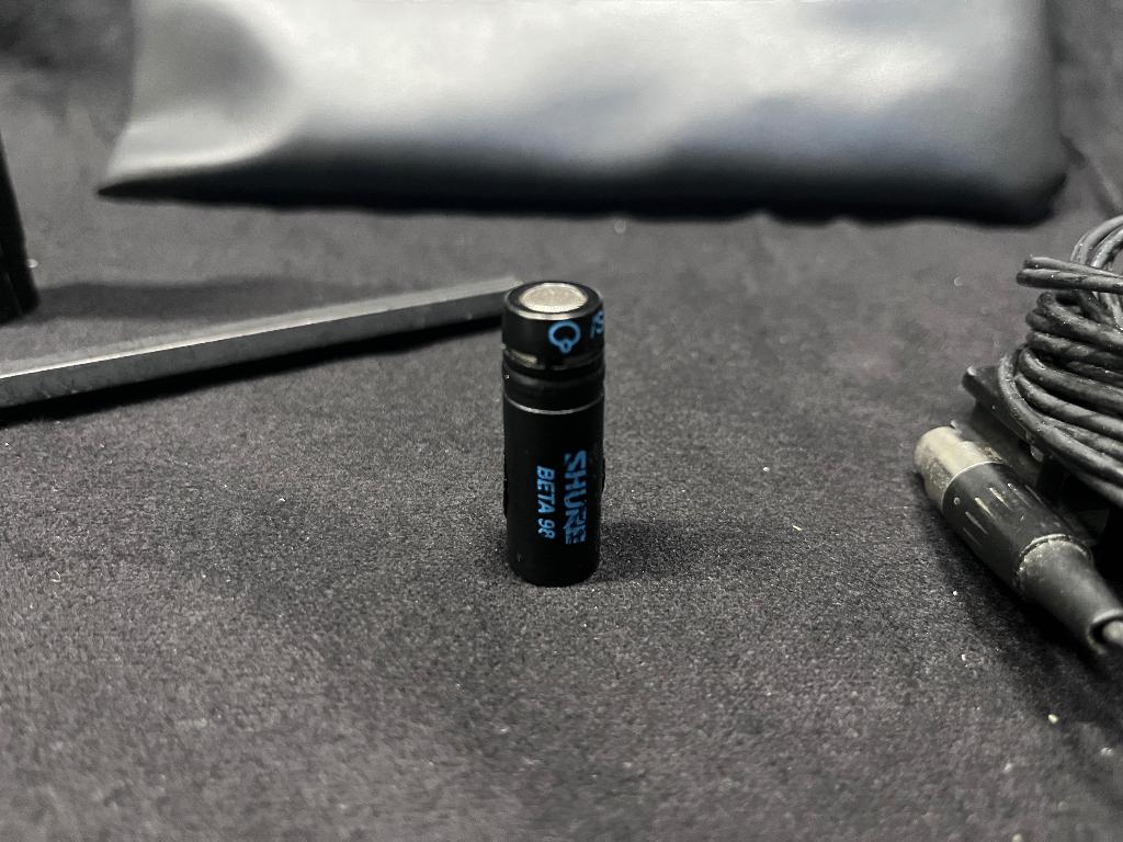 Shure BETA-98 mini condensator met clamp, Muziek en Instrumenten, Microfoons, Ophalen of Verzenden, Zo goed als nieuw, Instrumentmicrofoon
