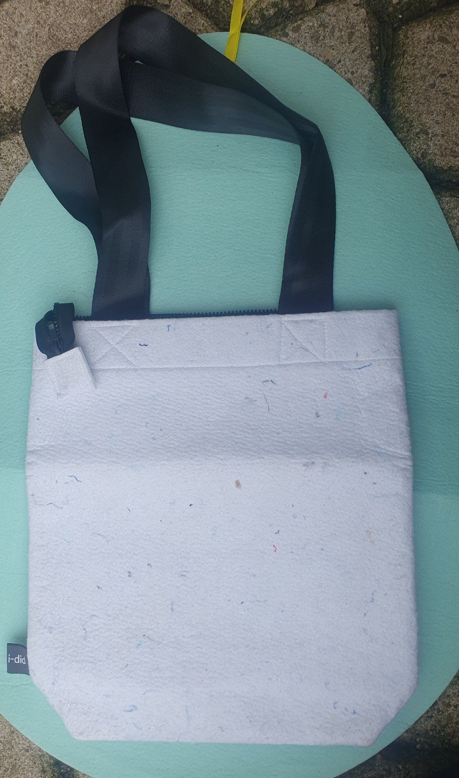 Te koop I-did tas, Ophalen