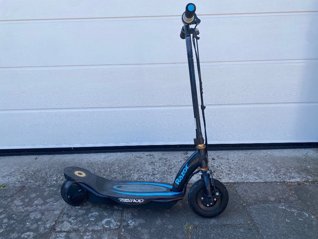 Razor Power Core E100 elektrische step Defect 45,-, Fietsen en Brommers, Ophalen, Gebruikt, Elektrische step (E-scooter), Razor