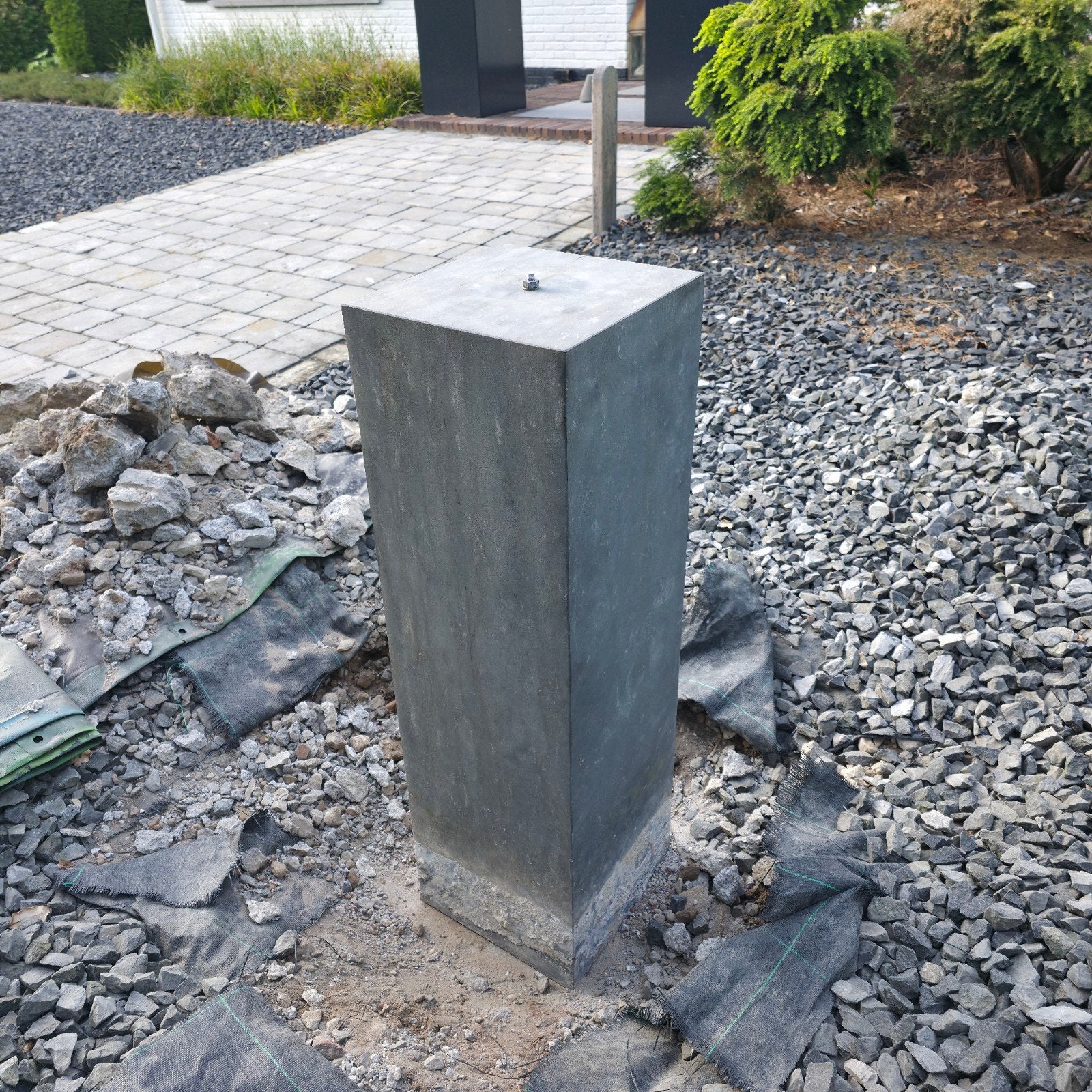 Sokkel massief natuursteen 120 x 30 x 30cm, Tuin en Terras, Tuinbeelden, Ophalen, Gebruikt, Steen, Overige typen
