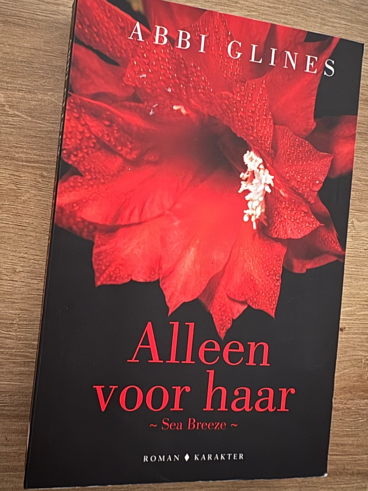 Alleen voor haar - Abbi Glines (Sea Breeze serie), Boeken, Ophalen of Verzenden, Gelezen, Nederland