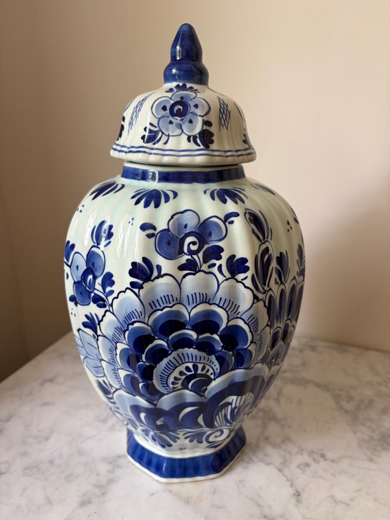 Antieke vaas Delfts blauw, Ophalen