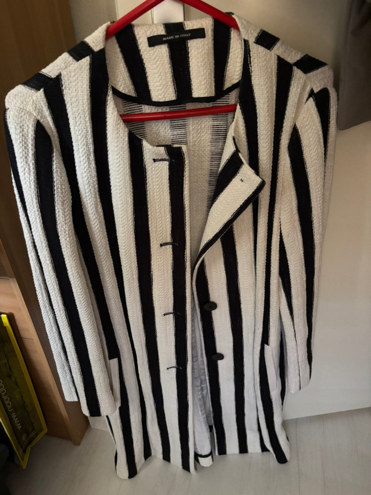 Tagliatore wit met zwarte halflange blazer maat 50 italiaans, Kleding | Dames, Ophalen, Zo goed als nieuw