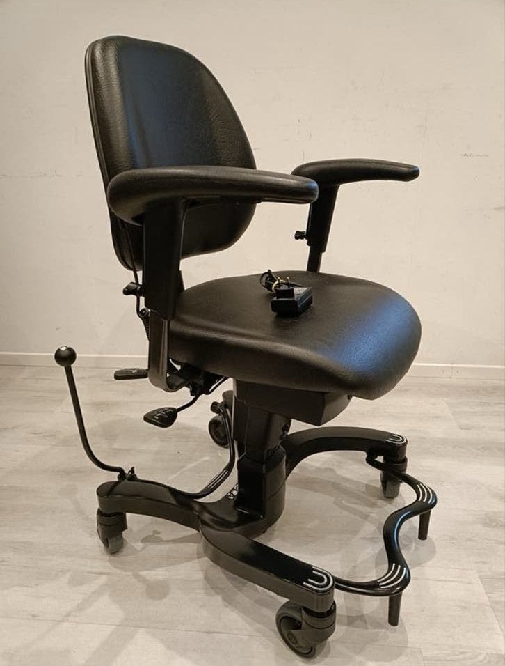 Vela tango 700 EB elektrische trippelstoel NIEUW MODEL ZGAN, Diversen, Ophalen, Zo goed als nieuw, Elektrische rolstoel