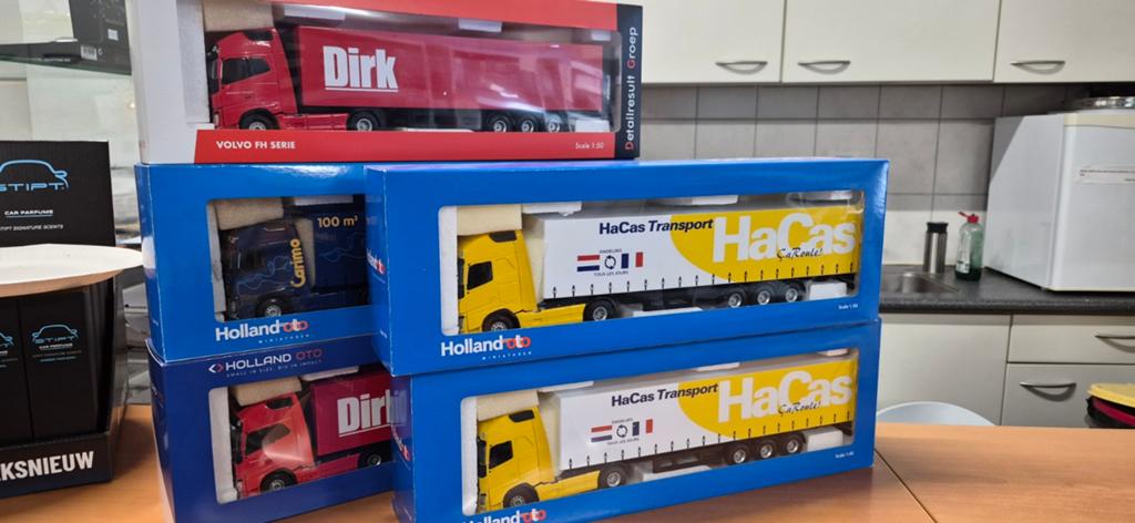 Diverse Volvo miniatuur trucks - 1:50, Holland oto, Bus of Vrachtwagen, Holland oto, Ophalen of Verzenden