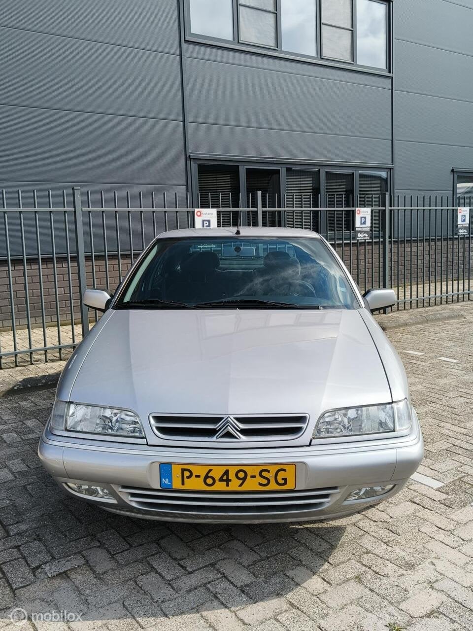 Foto 6 van Citroen Xantia 1.8i | airco | 88dkm | trekhaak | izgs