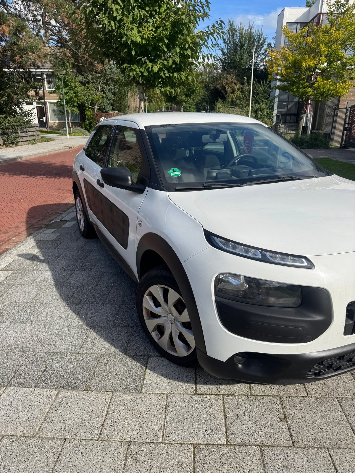 Citroën C4 Cactus | 80.401 km | Cruise control | APK 2027, Auto's, Voorwielaandrijving, Euro 5, Stof, Zwart