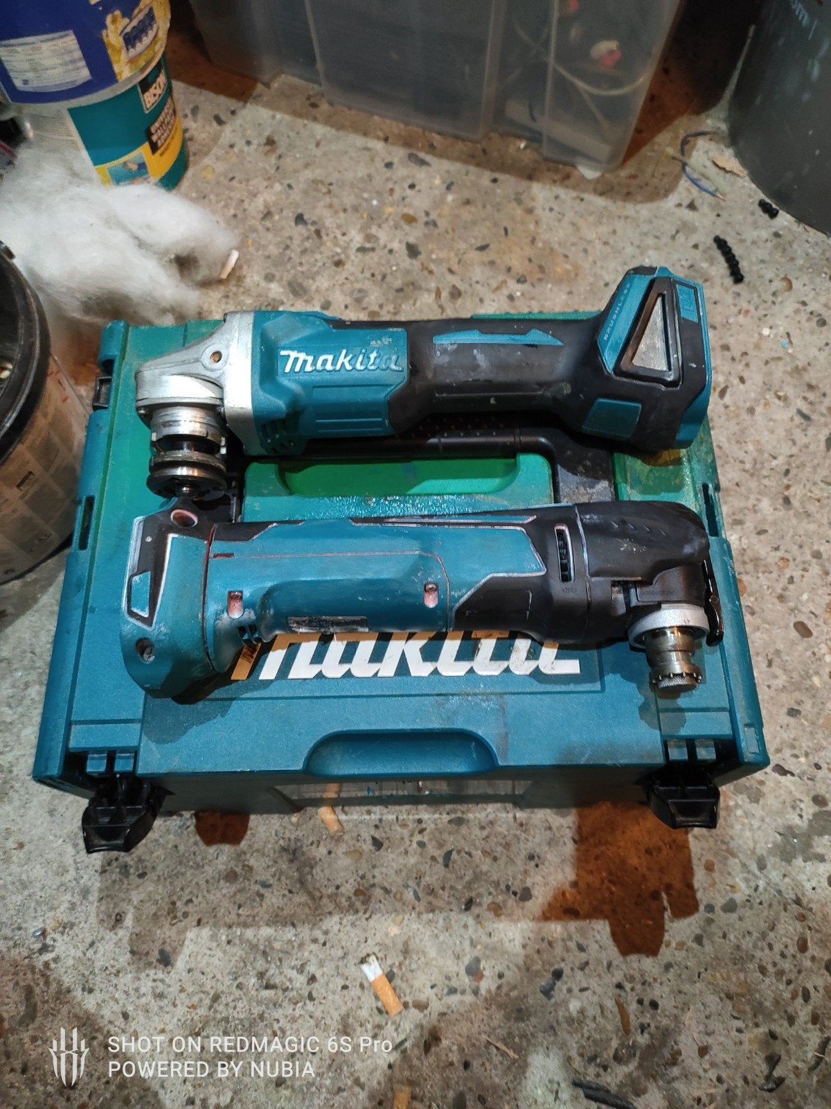 Makita 18V Slijptol & Multitool Set met Accessoires, Ophalen, Gebruikt, Minder dan 700 watt, Haakse handslijpmachine
