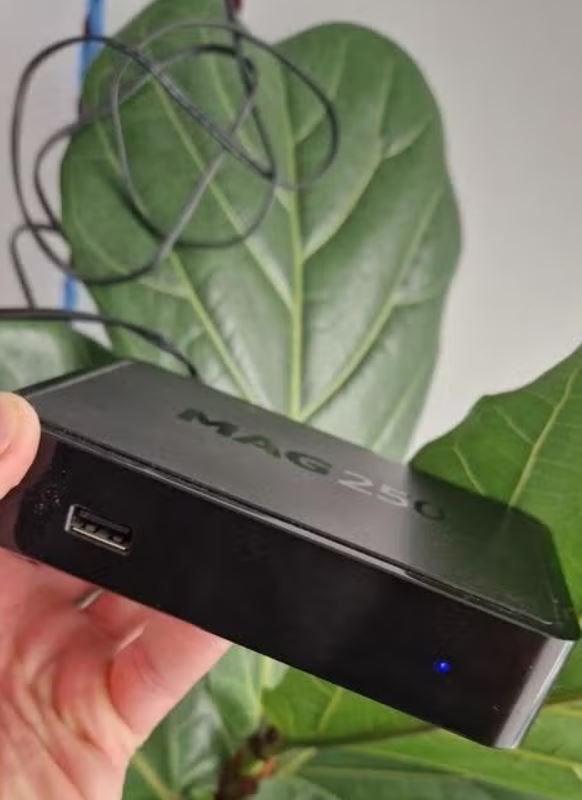 MAG 250 IPTV Box – Werkend – Zonder afstandsbediening, Ophalen of Verzenden, Gebruikt, HDMI