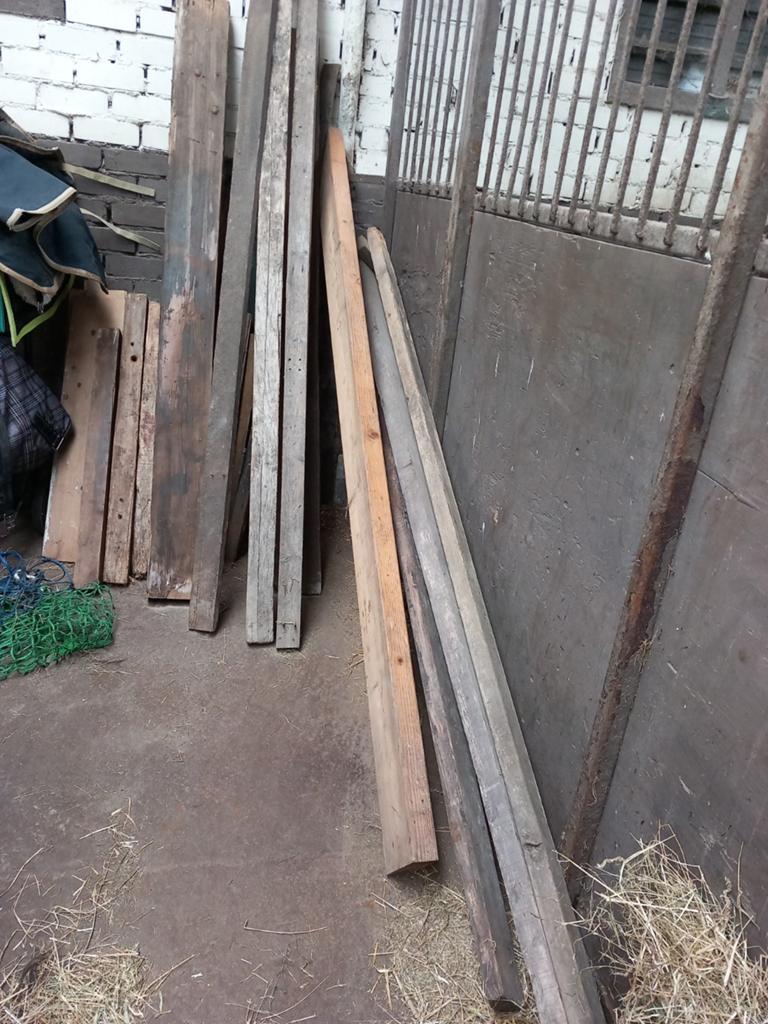 Balken 2.40m en langer, Doe-het-zelf en Verbouw, Ophalen, 200 tot 250 cm, 50 mm of meer, Balk