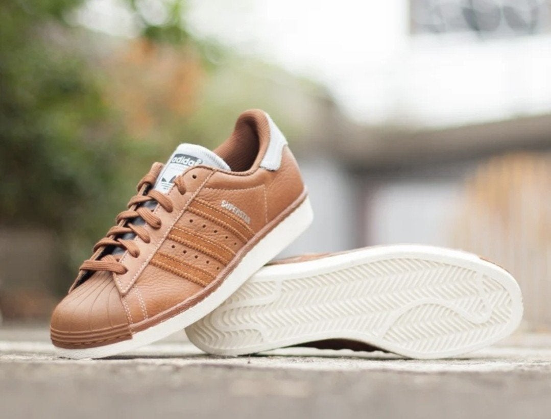 Adidas Superstar 80s Varsity Jack - Maat 43⅓ - Nieuw, Ophalen, Bruin, Nieuw, Sneakers of Gympen